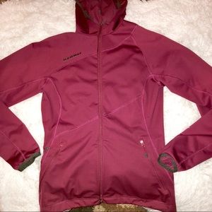 Mammut Hoodie Jacket in Dark Red